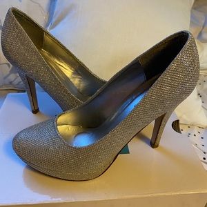 Call it Spring sparkle silver heels